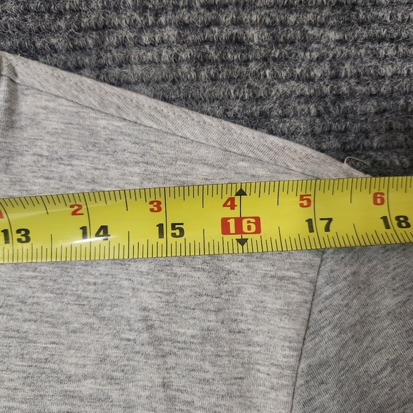 Lacoste Mens Short Sleeve Caviar Croc Regular Fit V Neck T-Shirt Basic Tee Sz M - Picture 10 of 10